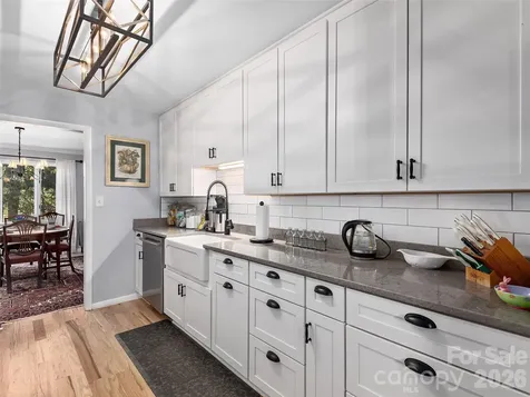 521 Crowfields Lane Asheville NC 28803