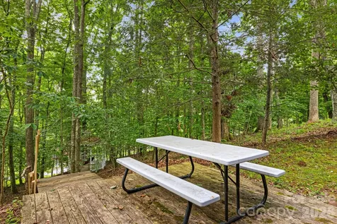 180 Grace Way Green Mountain NC 28740