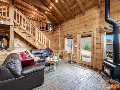 131 White Oak Way Hot Springs NC 28743