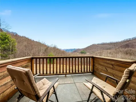131 White Oak Way Hot Springs NC 28743