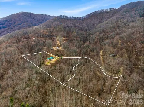 131 White Oak Way Hot Springs NC 28743