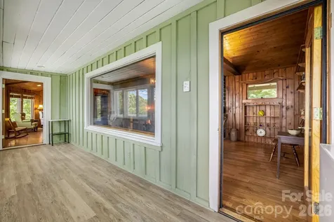 203 Laurel Lane Little Switzerland NC 28749