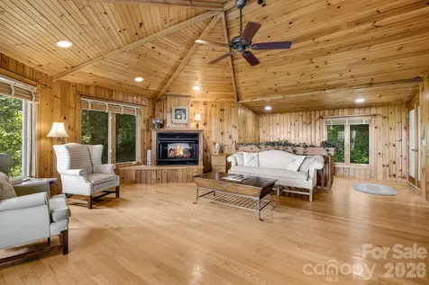 203 Laurel Lane Little Switzerland NC 28749
