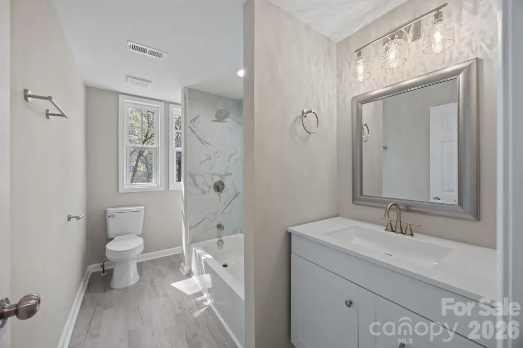 414 W Sharpe Street Statesville NC 28677
