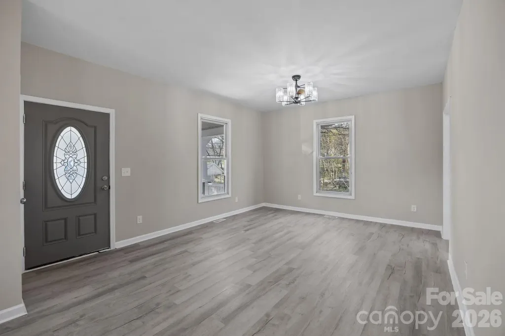 414 W Sharpe Street Statesville NC 28677