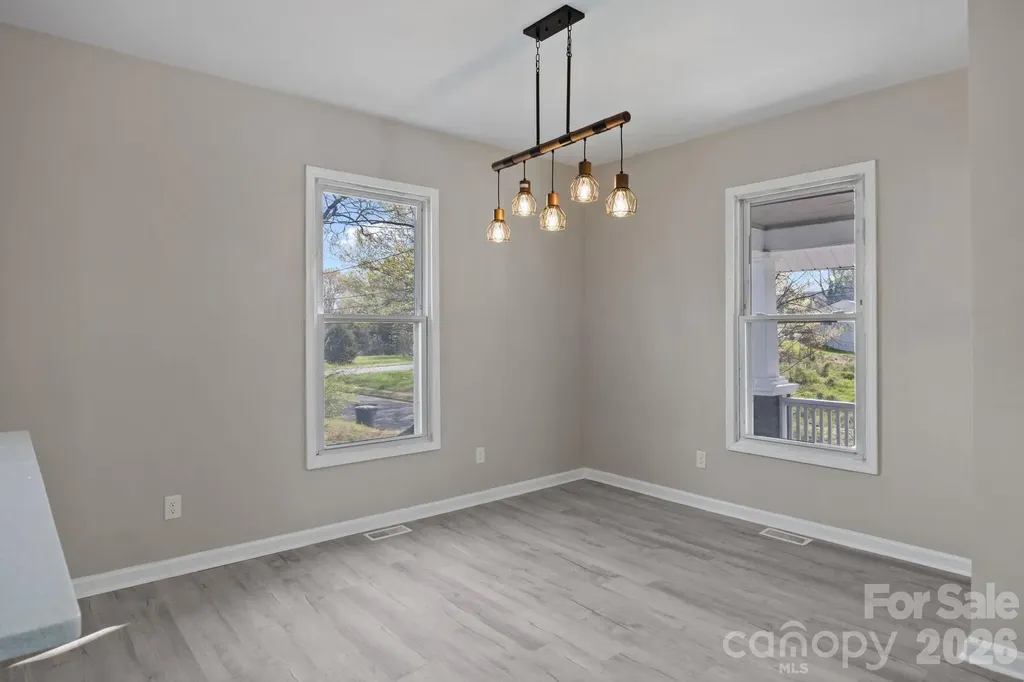 414 W Sharpe Street Statesville NC 28677