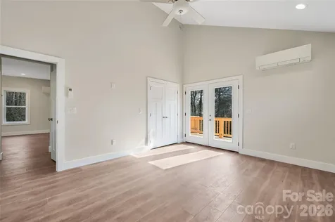 22 Ben Lippen Road Asheville NC 28806