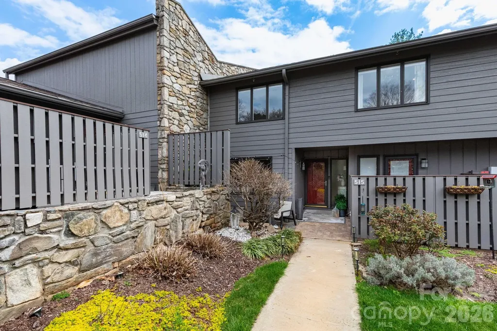 515 Crowfields Lane Asheville NC 28803