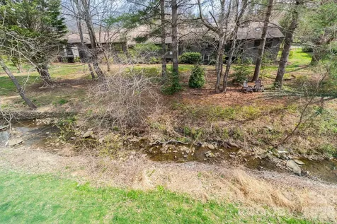 515 Crowfields Lane Asheville NC 28803
