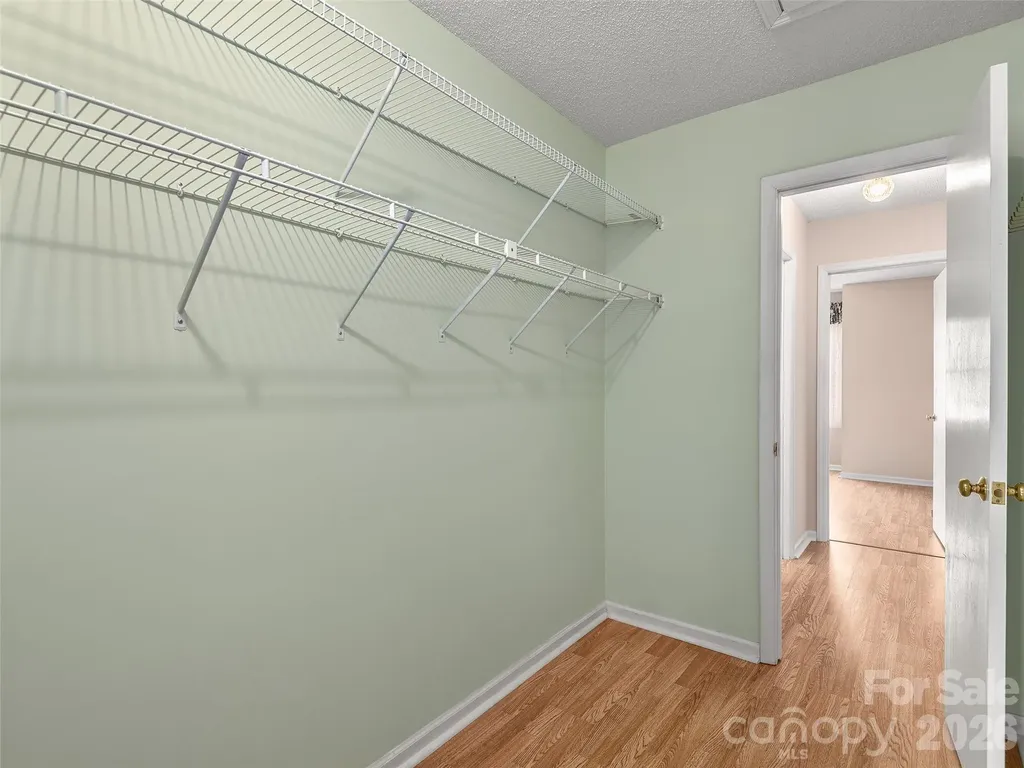 20 Cedarcliff Circle Asheville NC 28803