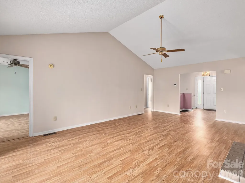 20 Cedarcliff Circle Asheville NC 28803