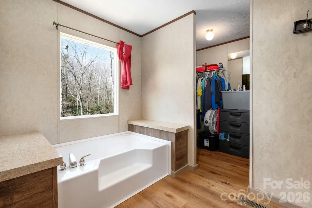 1064 Deer Chase Circle Cedar Mountain NC 28718