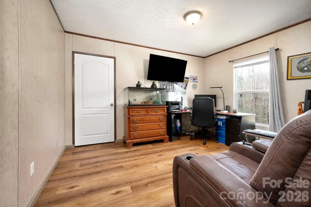 1064 Deer Chase Circle Cedar Mountain NC 28718