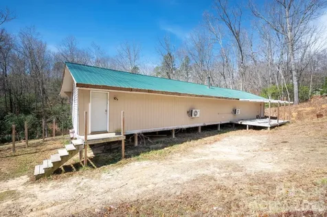 1064 Deer Chase Circle Cedar Mountain NC 28718
