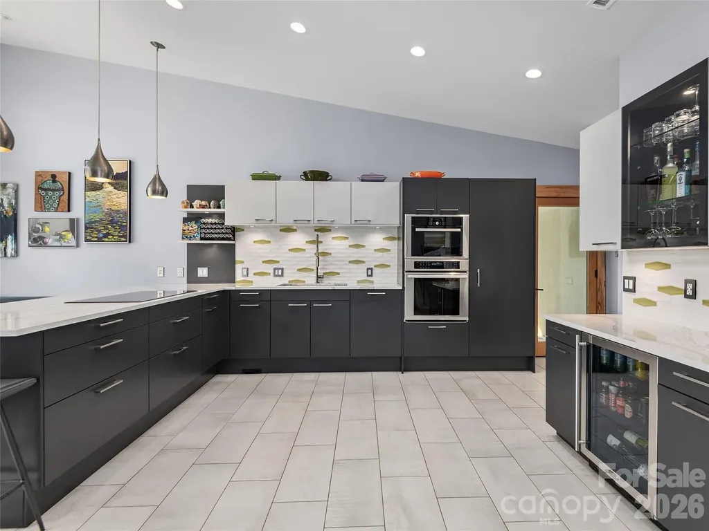 15 Sourwood Lane Fletcher NC 28732
