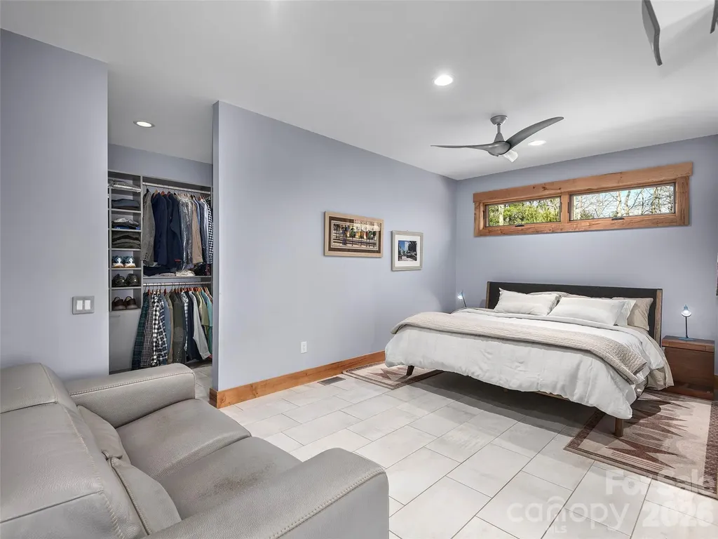 15 Sourwood Lane Fletcher NC 28732