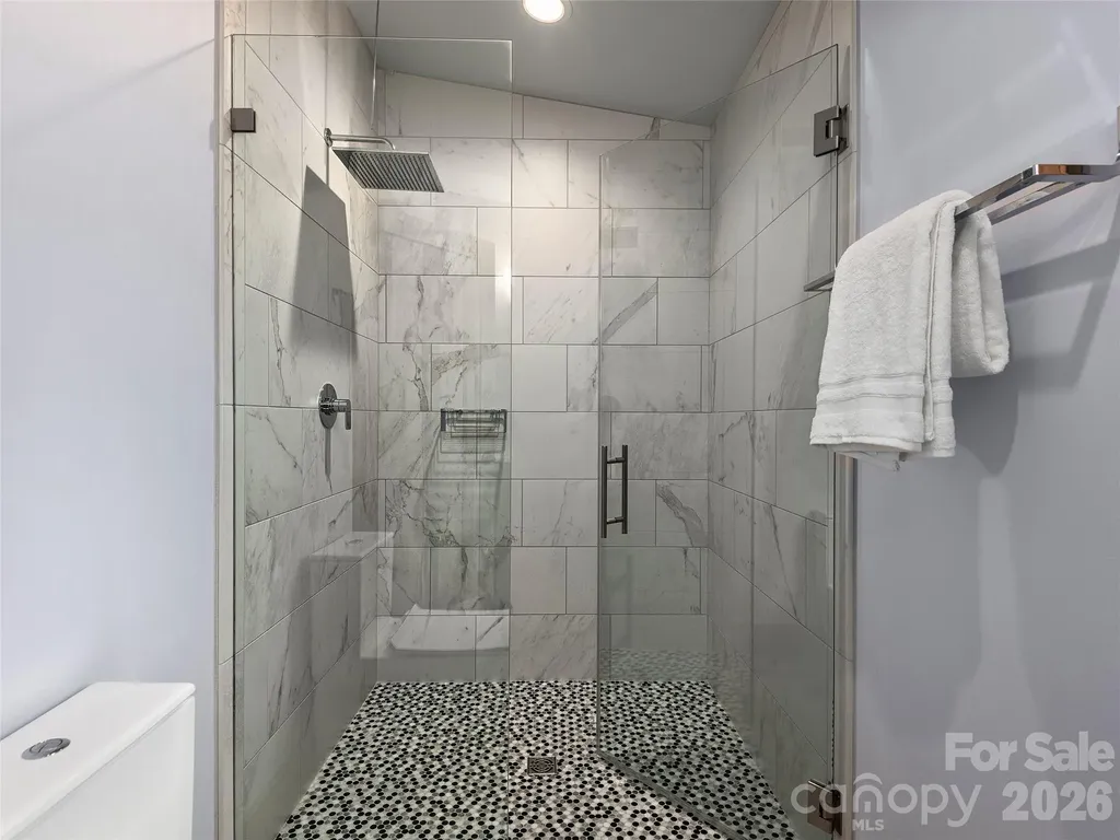 15 Sourwood Lane Fletcher NC 28732