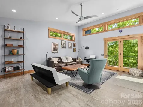 15 Sourwood Lane Fletcher NC 28732