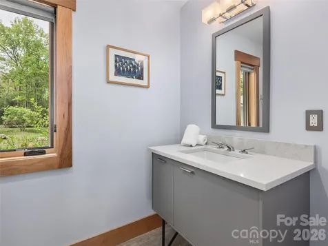 15 Sourwood Lane Fletcher NC 28732