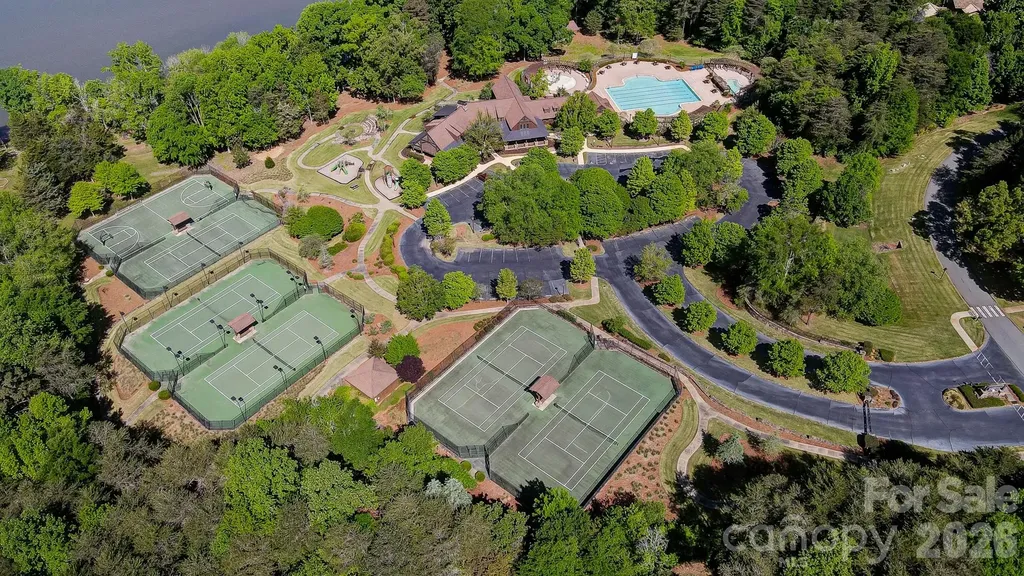8930 Island Point Road Charlotte NC 28278
