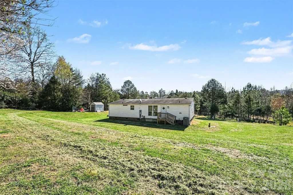 4106 Olga Court Dallas NC 28034