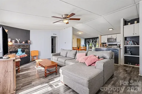 4106 Olga Court Dallas NC 28034