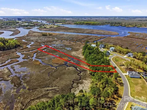 1624 Heron View Drive Wilmington NC 28401
