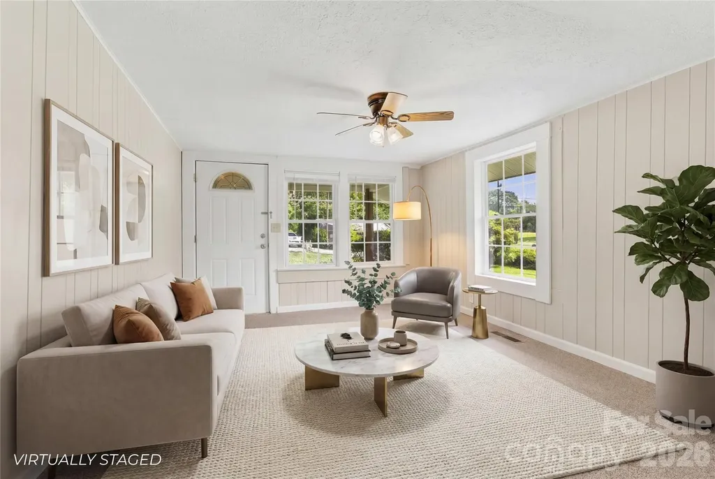 438 Loop Road Hendersonville NC 28792