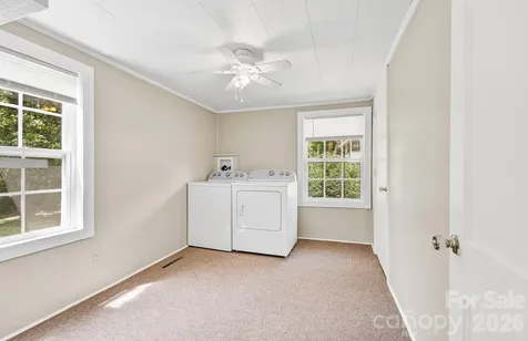 438 Loop Road Hendersonville NC 28792