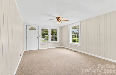 438 Loop Road Hendersonville NC 28792