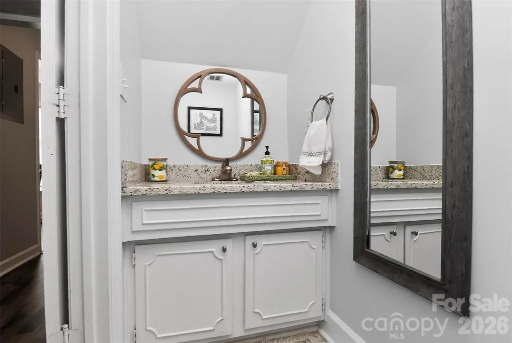 7124 Quail Meadow Lane Charlotte NC 28210