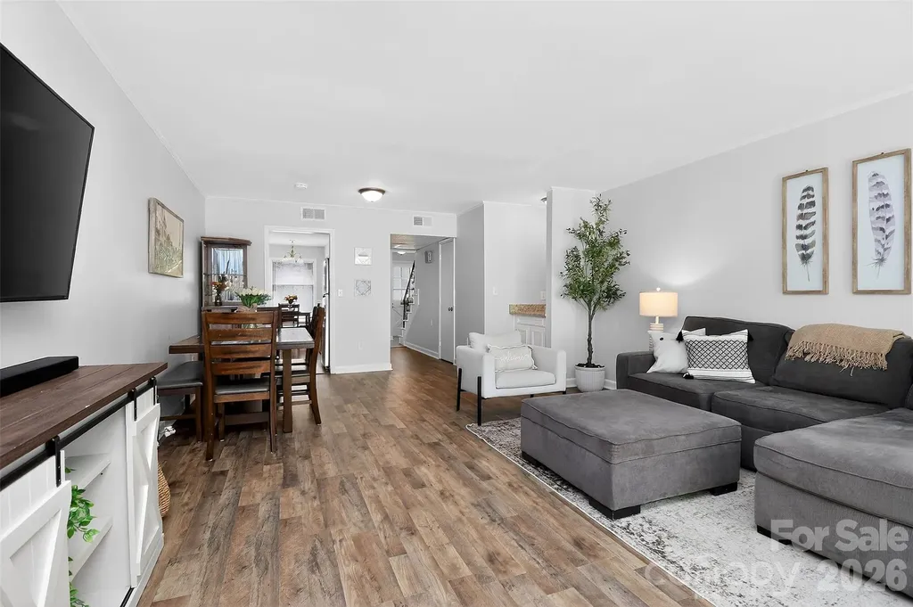 7124 Quail Meadow Lane Charlotte NC 28210