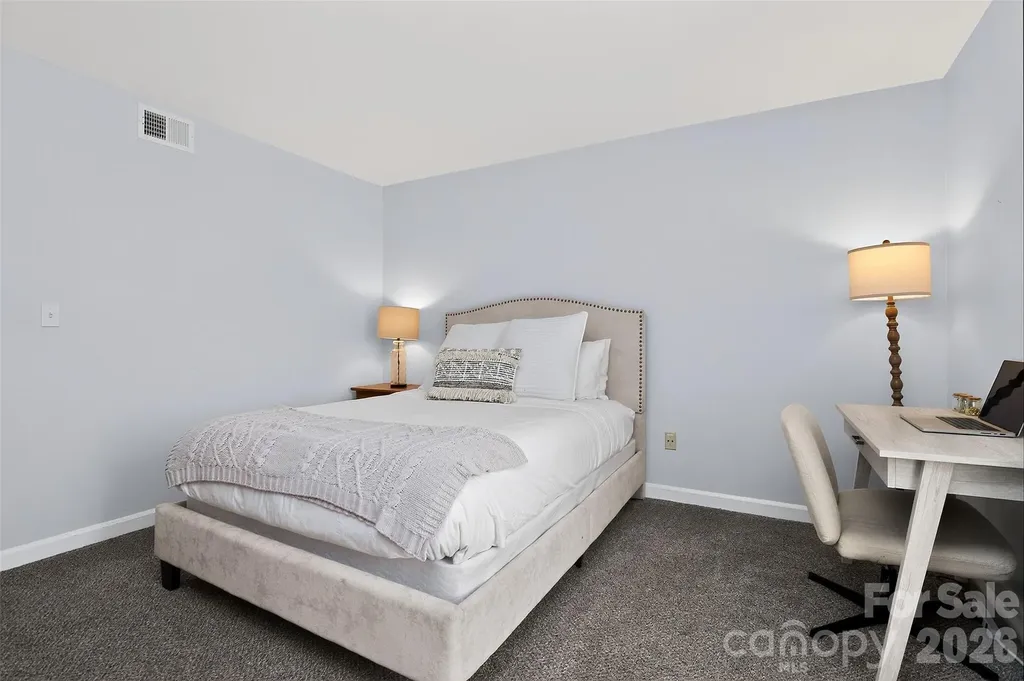 7124 Quail Meadow Lane Charlotte NC 28210