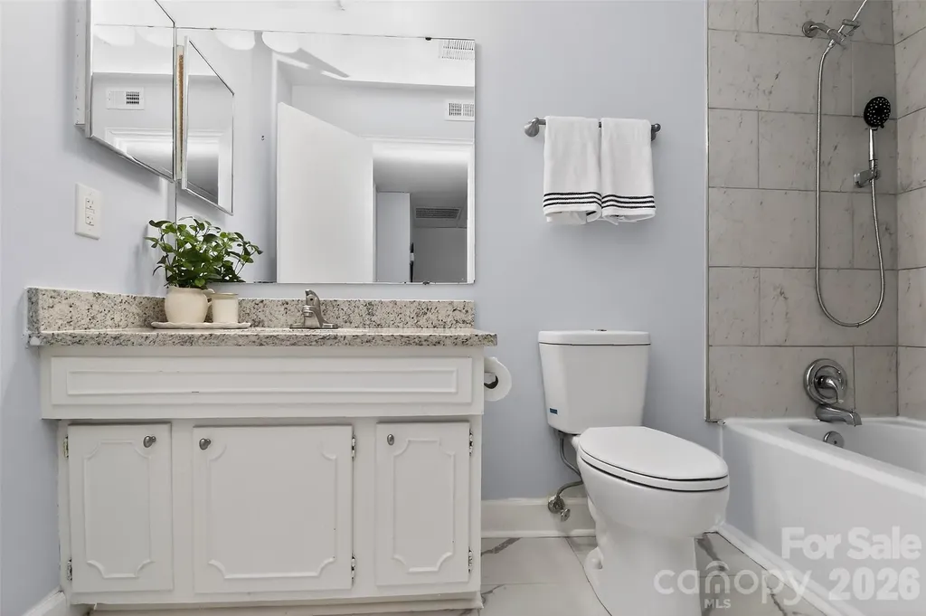 7124 Quail Meadow Lane Charlotte NC 28210