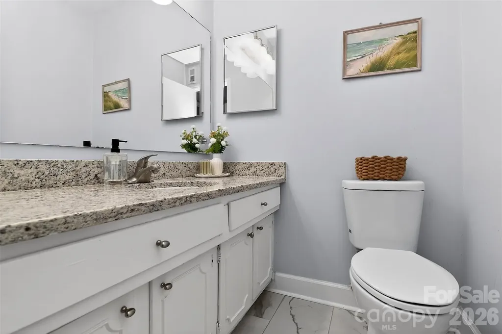 7124 Quail Meadow Lane Charlotte NC 28210