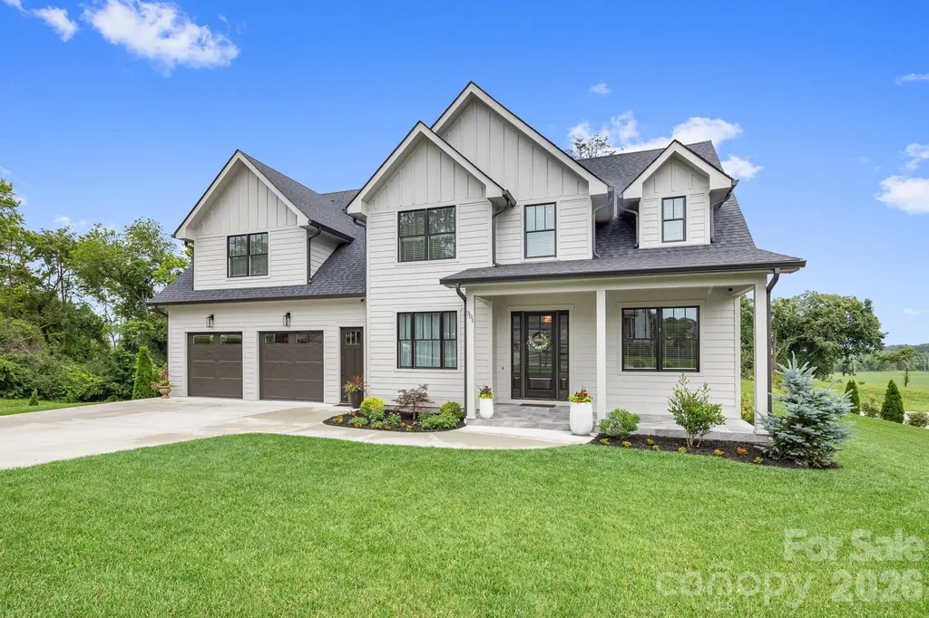 301 Rockbridge Road Mills River NC 28759
