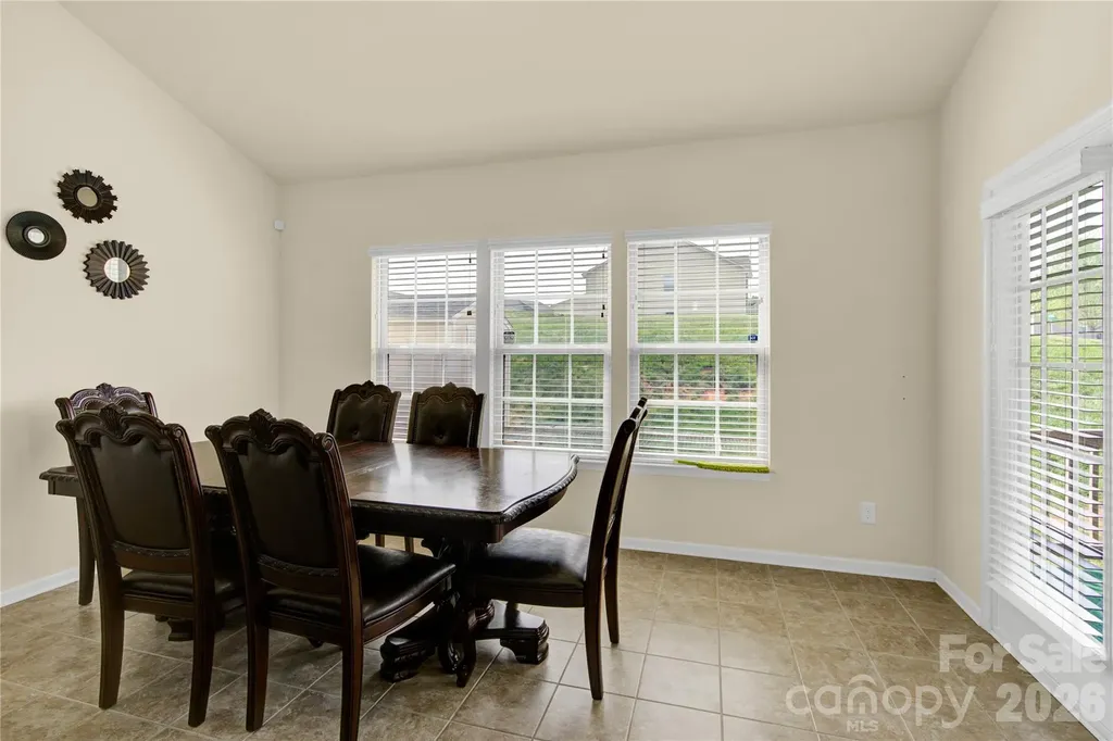 817 Wingthorn Rose Drive Gastonia NC 28056
