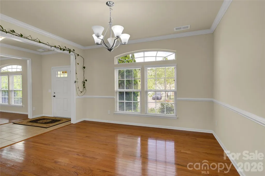817 Wingthorn Rose Drive Gastonia NC 28056