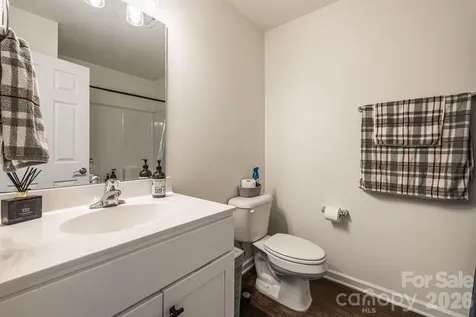 486 Cardwell Lane Fletcher NC 28732