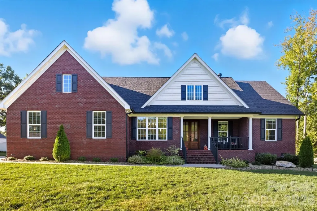 706 Toncin Avenue Bessemer City NC 28016