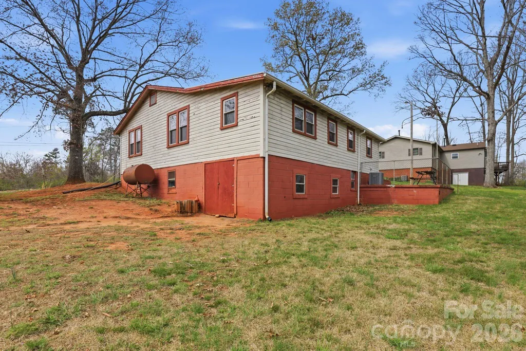 641 Central Drive Statesville NC 28677