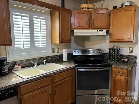 1514 Melchor Road Albemarle NC 28001