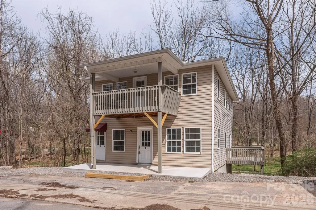 448 Sand Hill Road Asheville NC 28806