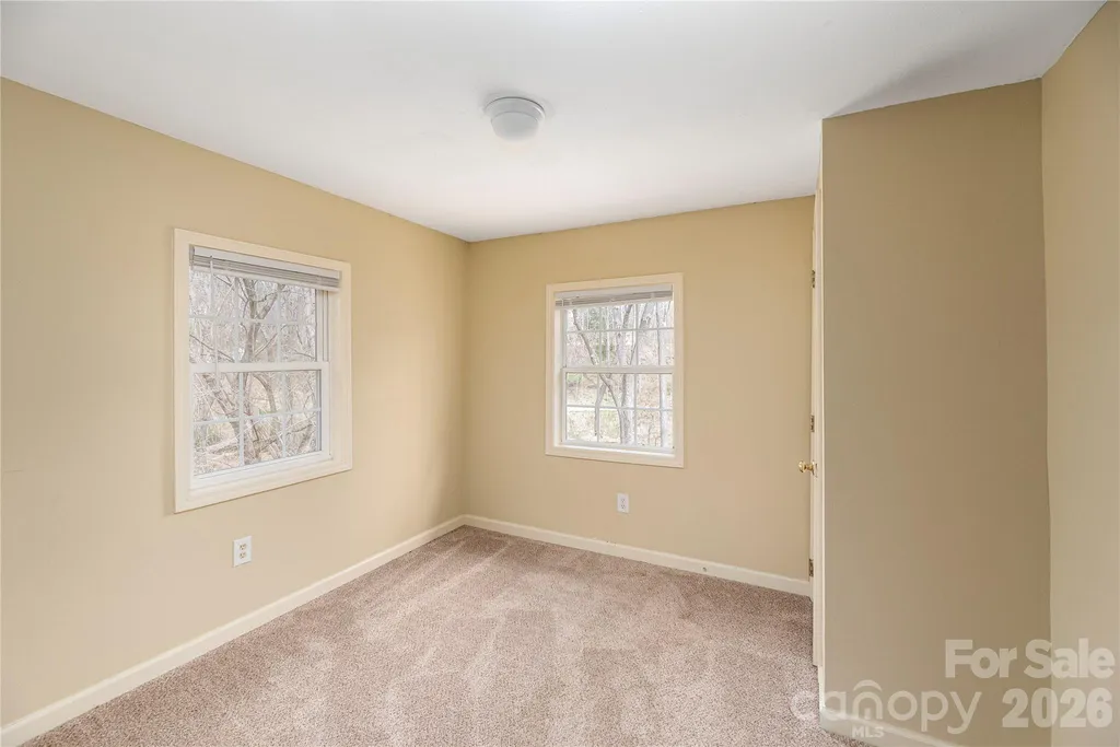 448 Sand Hill Road Asheville NC 28806