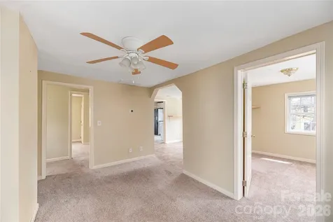 448 Sand Hill Road Asheville NC 28806