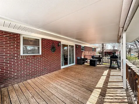 2011 Mountain Creek Road Albemarle NC 28001