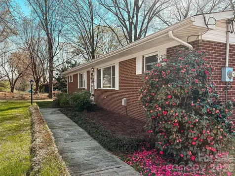2011 Mountain Creek Road Albemarle NC 28001