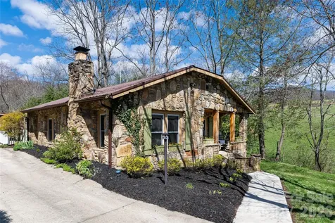 86 Rolling Hills Road Canton NC 28716