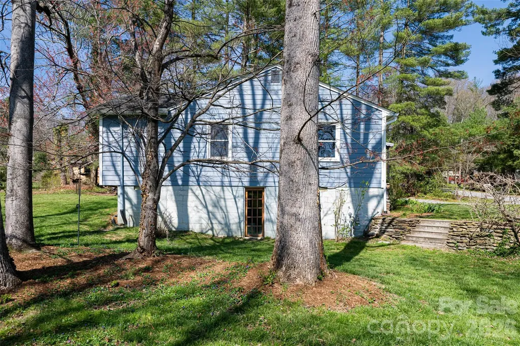 215 Browning Avenue Hendersonville NC 28791