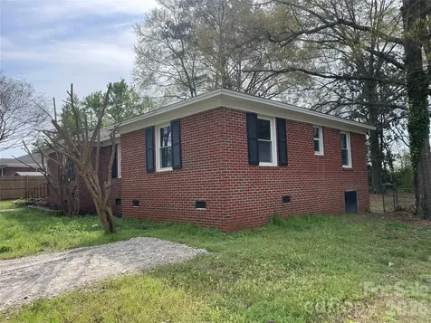 107 Berry Street Chester SC 29706